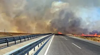 Edirne'de Anız Yangını: Havsa Kara Yolu Kapandı
