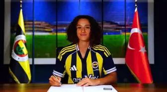 Fenerbahçe Kadın Futbol Takımı, Peritan Bozdağ'ı Kadrosuna Kattı