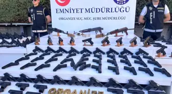 İstanbul'da Organize Suç Örgütüne Büyük Operasyon: 89 Gözaltı