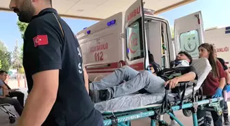 Bursa İnegöl'de Kontrolden Çıkan Otomobil Kazası: Sürücü Yaralandı