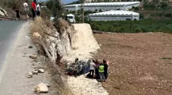 Mersin'de Pat Pat Motorunun Tarlaya Yuvarlanması: Sürücü Yaralandı