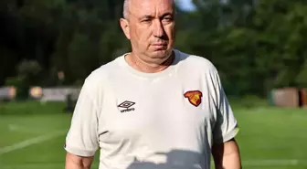 Göztepe Teknik Direktörü Stoilov: 3 Yeni Transfer Yapmamız Gerekebilir