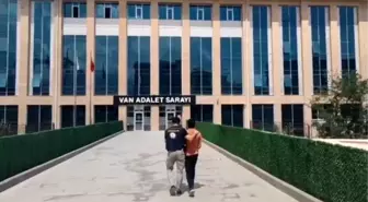 Van'da Göçmen Kaçakçılığı Operasyonu: 8 Gözaltı, 2 Tutuklama