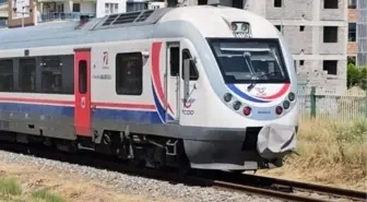 Nazilli'de Tren Kazası: 47 Yaşındaki Adam Hayatını Kaybetti