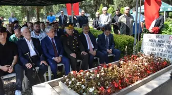 FETÖ'nün 15 Temmuz şehidi Serdar Gökbayrak mezarı başında anıldı