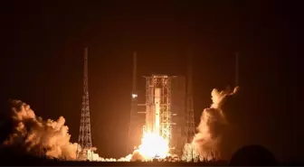 Çin, Tiangong Uzay İstasyonu'na Tianzhou-9 Kargo Uzay Aracını Fırlattı