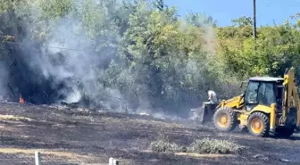 Bartın'da Anız Yangını Korkuttu: Alevler Ormana Sıçramadan Kontrol Altına Alındı