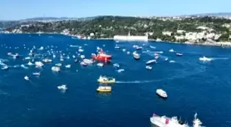 Boğaz'dan 15 Temmuz geçişi: 253 şehidin anısa 253 tekne kortejde yer alıyor