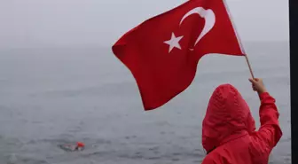 Rize'de 15 Temmuz İçin Yüzme Etkinliği Düzenlendi