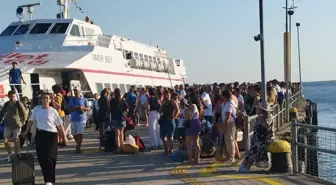 Deniz Otobüsü Hastalanan Yolcu Nedeniyle Geri Döndü