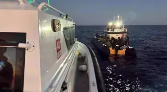 Çeşme ve Dikili'de 89 Düzensiz Göçmen Yakalandı
