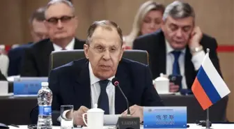 Lavrov: Trump, NATO ve AB'nin Baskısı Altında