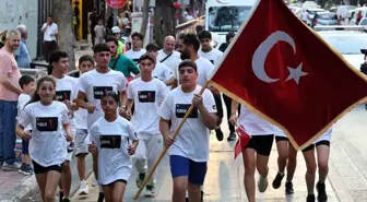 Manisa'da 15 Temmuz Sancak Koşusu Coşkuyla Gerçekleştirildi
