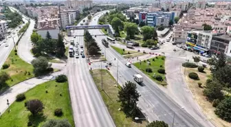 Eskişehir'de D-200 Karayolu Tepebaşı Kavşağı Deneme Amaçlı Kapatıldı