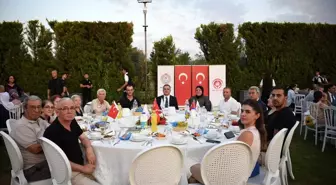 Vali Akbıyık, şehit yakınları ve gazilerle bir araya geldi