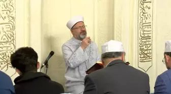 Diyanet İşleri Başkanı Ali Erbaş, 15 Temmuz Şehitleri İçin Dua Etti