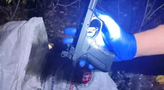Konya'da Ağaç Altında Tabanca ve Tüfek Parçaları Bulundu