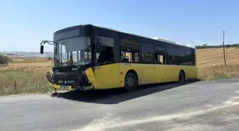 İstanbul'da Kafa Kafaya Çarpışma: 1 Ölü