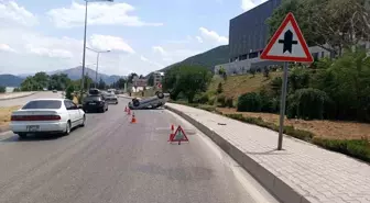 Isparta'da Direksiyon Hakimiyetini Kaybeden Sürücü Takla Attı