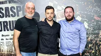 Bursaspor'dan İki Ayrılık: Taha Can Velioğlu ve Bora Yılmaz Kulüpten Ayrıldı