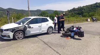 Zonguldak'ta Jandarma Motosikleti ile Otomobil Çarpıştı