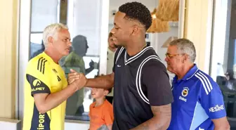 Fenerbahçe'nin Yeni Transferi Jhon Duran Kampına Katıldı
