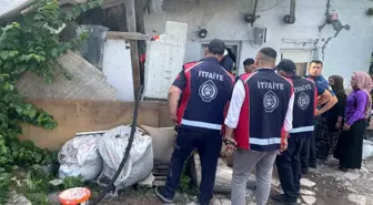 Kars'ta Odunlukta Yangın Kontrol Altına Alındı