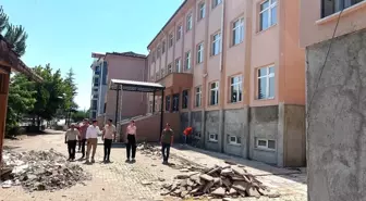 Simav'da Okul Bakım ve Onarım Çalışmaları Devam Ediyor