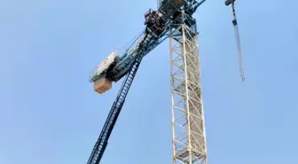 Malatya'da Kule Vinç Operatörü Yüksekten Mahsur Kaldı
