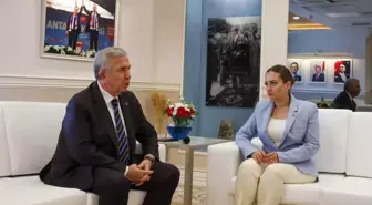 Mansur Yavaş, Antalya Büyükşehir Belediyesi'ni Ziyaret Etti