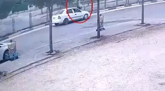 Diyarbakır'da Yayaya Otomobil Çarptı: Kaza Anı Güvenlik Kamerasında
