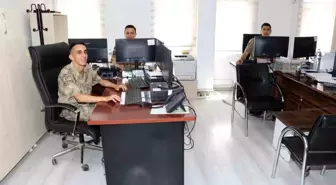 Jandarma Olma Hayalini Gerçekleştiren Özel Genç Yılmaz'a Unutulmaz Gün