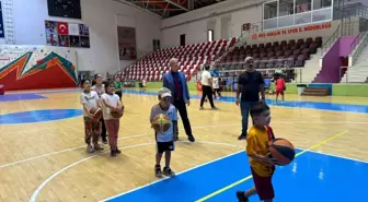 Gençlik ve Spor Müdürü Kılıç: 'Geleceğimizi inşa eden enerjiyi destekleyeceğiz'