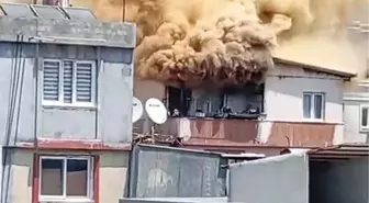 Adana'da Elektrik Kontağından Yangın Çıktı