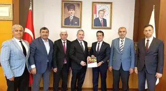 Antalya Tarım Konseyi Raporunu Ticaret Bakan Yardımcısına Sundular