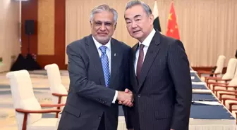 Çin ve Pakistan Dışişleri Bakanları Tianjin'de Bir Araya Geldi