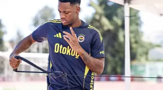 Fenerbahçe'nin Yeni Golcüsü Jhon Duran İlk Antrenmanına Çıktı