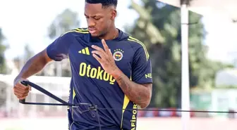 Fenerbahçe'nin Yeni Transferi Jhon Duran İlk Antrenmanına Çıktı