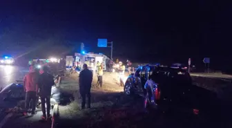Eski Bitlis Valisi Erol Karaömeroğlu Trafik Kazasında Yaralandı