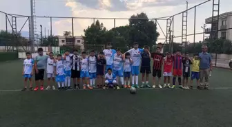 Kur'an Kursu Öğrencilerinin Dostluk Maçı Manisa'da Gerçekleşti