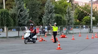 Mardin Emniyetinden motosiklet sürücülerine 'güvenli sürüş' eğitimi