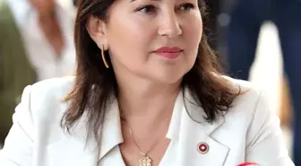 AK Partili Karamık'tan özel sektöre çağrı: 'Memurlar için yürürlüğe giren yarı zamanlı çalışma düzenlemesi özel sektöre de örnek olmalı'