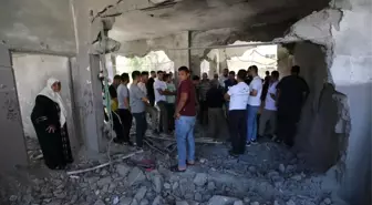 İsrail'in Kabatiya Kasabasına Saldırısı: Binalar Yıkıldı