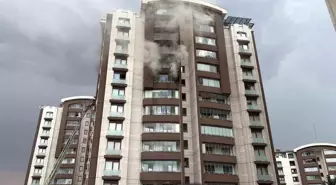 Başkent'te 14 Katlı Binada Yangın: İki Kişi Kurtarıldı