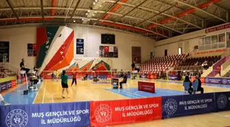 Muş'ta Anadolu Yıldızlar Ligi Badminton Müsabakaları Başladı