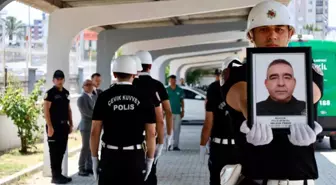 Görevi başında kalp krizi geçiren polis memuru şehit oldu