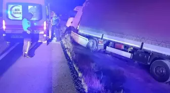 Konya'da Tır Kaza Yaptı, Sürücü Yaralandı