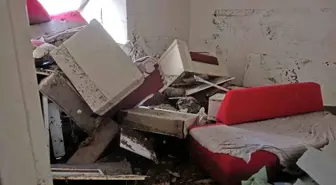 Ankara'da Şiddetli Yağış Dairenin Duvarını Yıktı