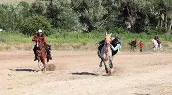 Bayburt'ta Dede Korkut Cirit Müsabakası Gerçekleştirildi