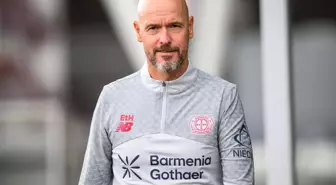 Erik Ten Hag yeni takımıyla çıktığı ilk maçta bozguna uğradı